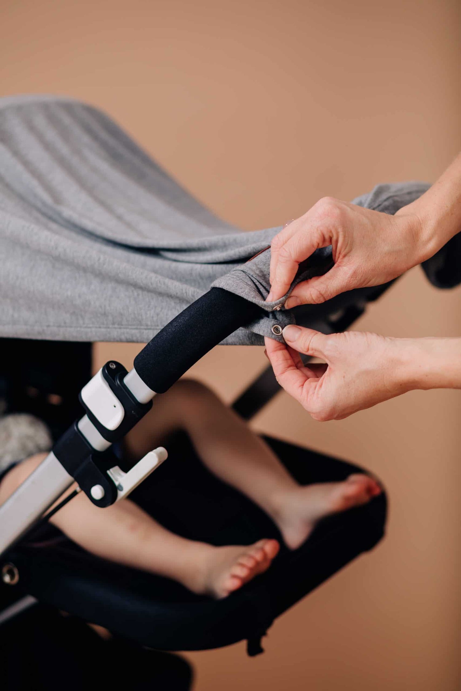 Cloby UV-tæppe med UPF 50+ - Dusty Blue - UV-tæppe - MamaMilla