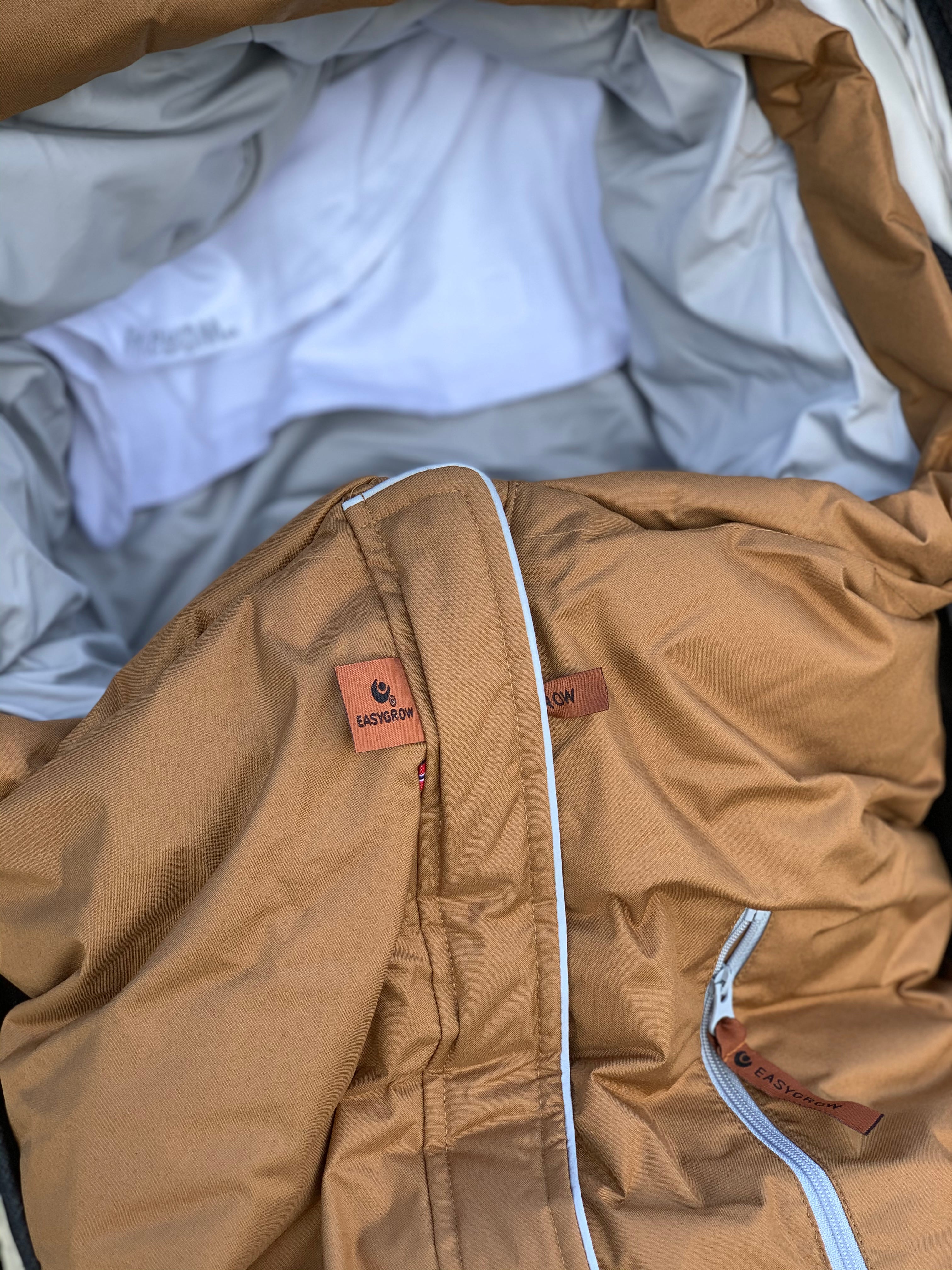 Easygrow HOOD NORSE kørepose - Sand Solid - Kørepose - MamaMilla