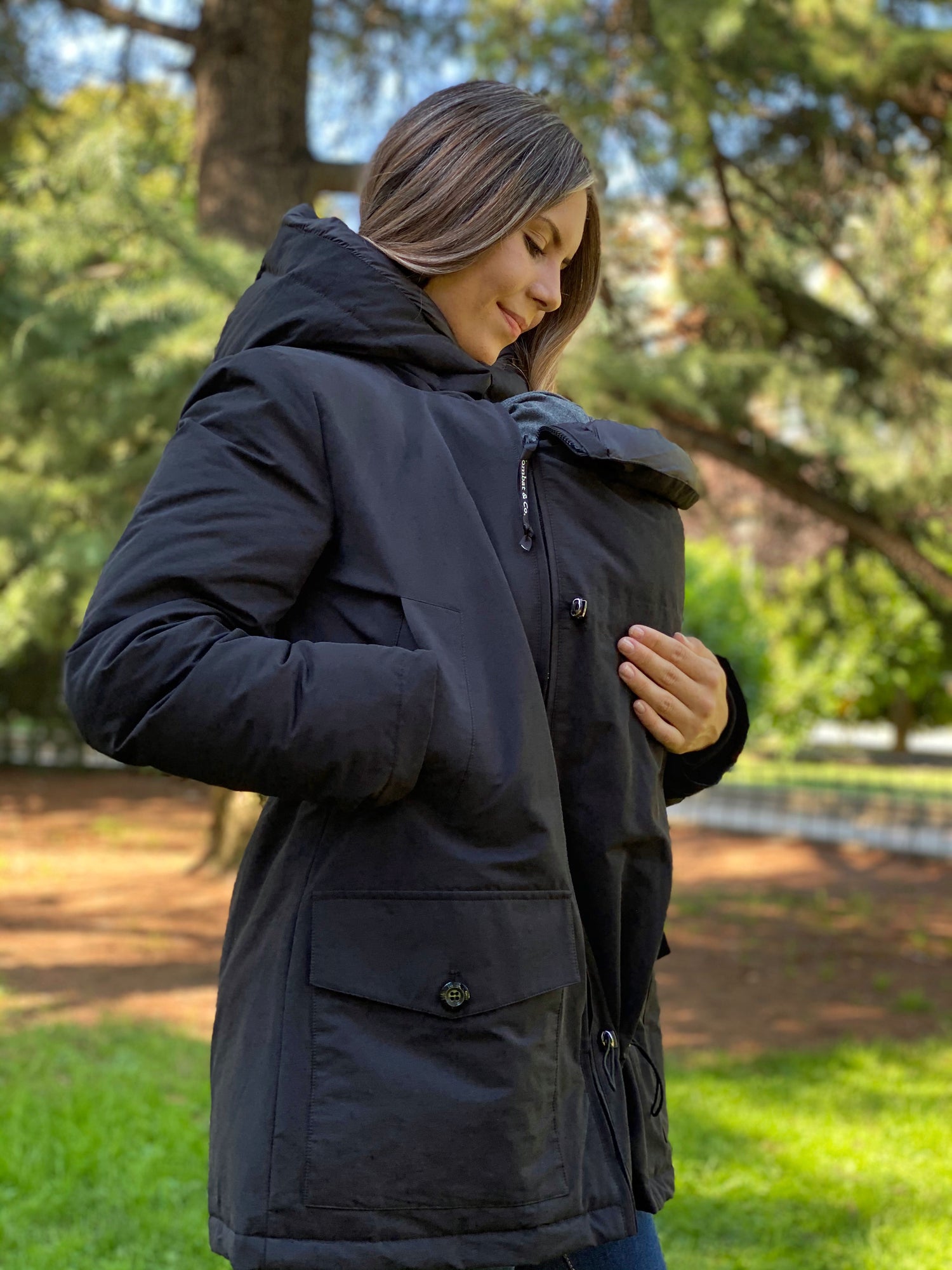 Wombat & Co. KOALA 4-i-1 vinterjakke til gravide/bærejakke (unisex) - Sort - Bærejakke - MamaMilla