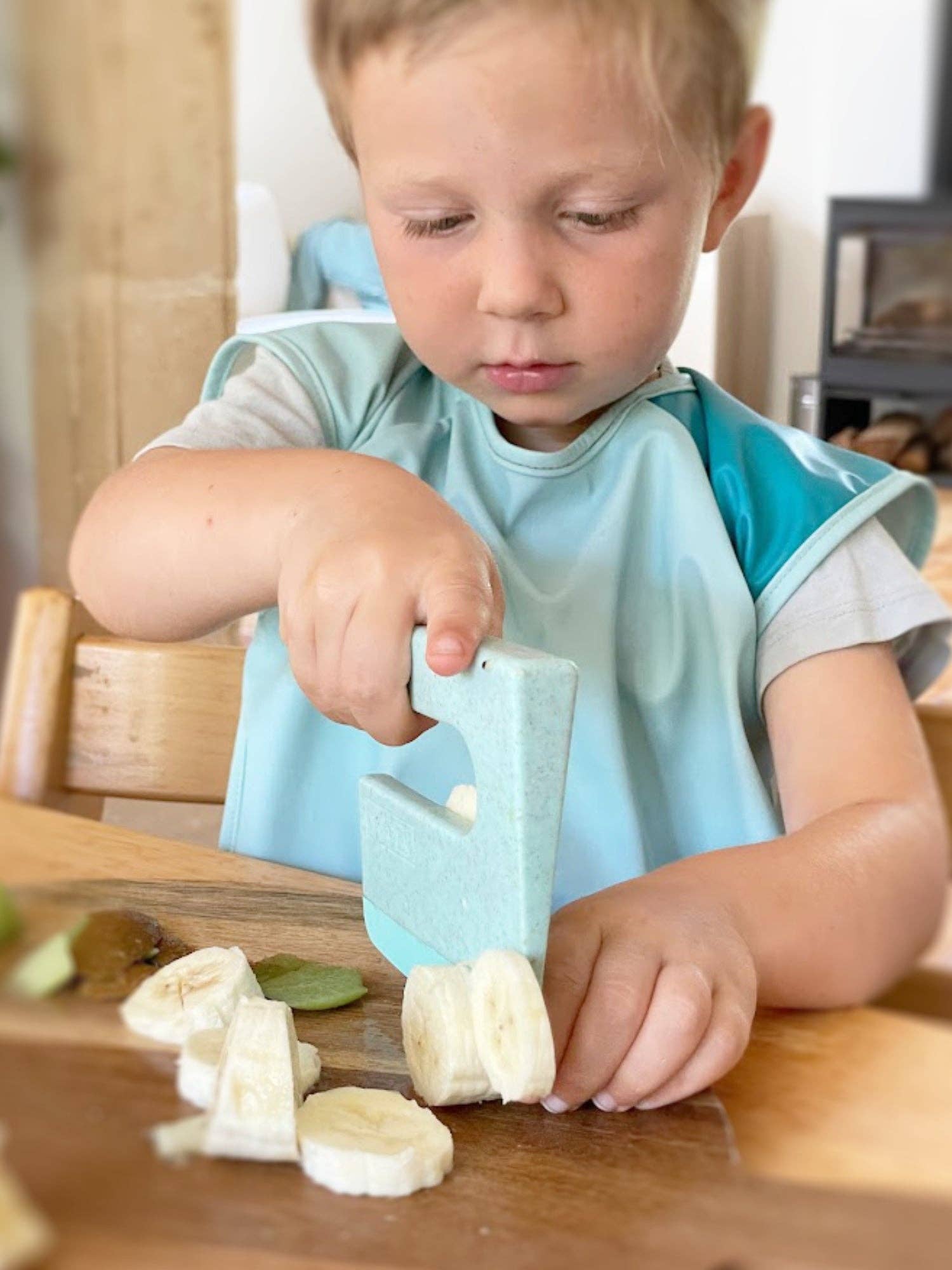 SKÅGFÄ Børnekniv KLYV - Aqua (DESIGN AWARD VINDER 2024) - Kniv - MamaMilla