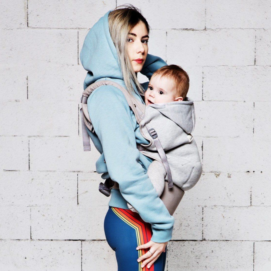 Love radius bæresele inkl. babyindsats - Hoodie carrier - Lysegrå/Athletic Grey - bæresele - MamaMilla