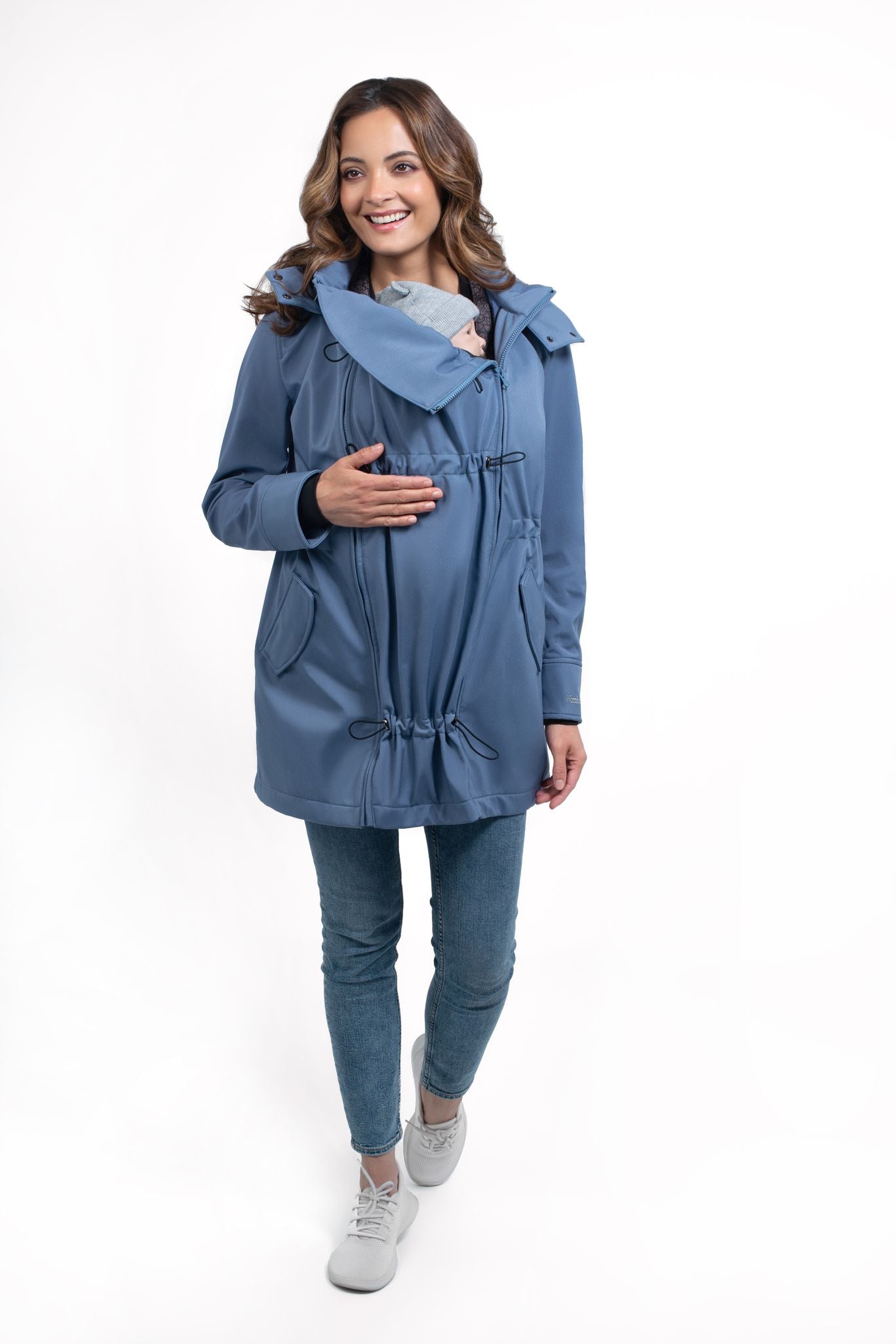 Wombat & Co. 4-i-1 softshell overgangsjakke til gravide/bærejakke - Light Blue - Bærejakke - MamaMilla