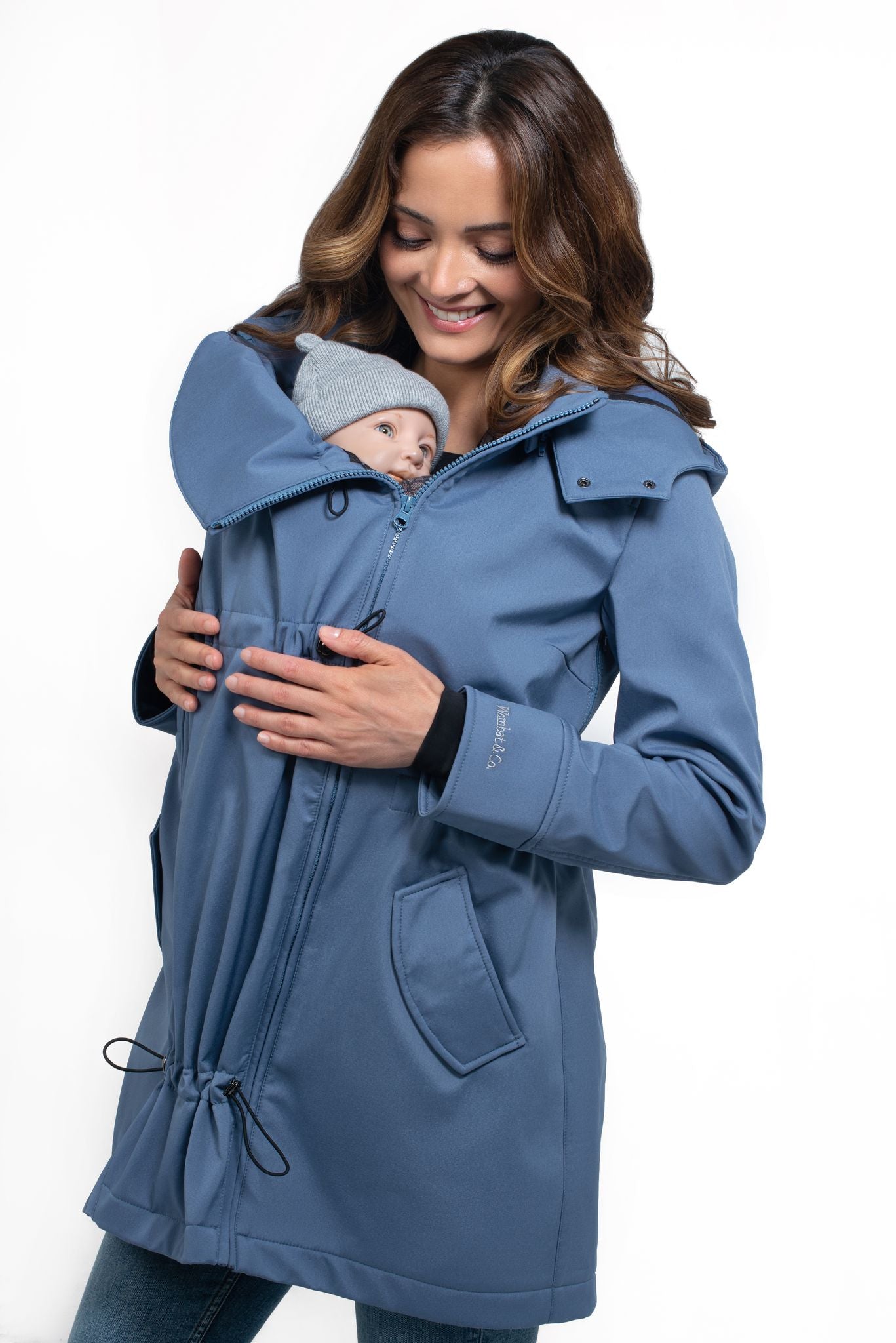 Wombat & Co. 4-i-1 softshell overgangsjakke til gravide/bærejakke - Light Blue - Bærejakke - MamaMilla