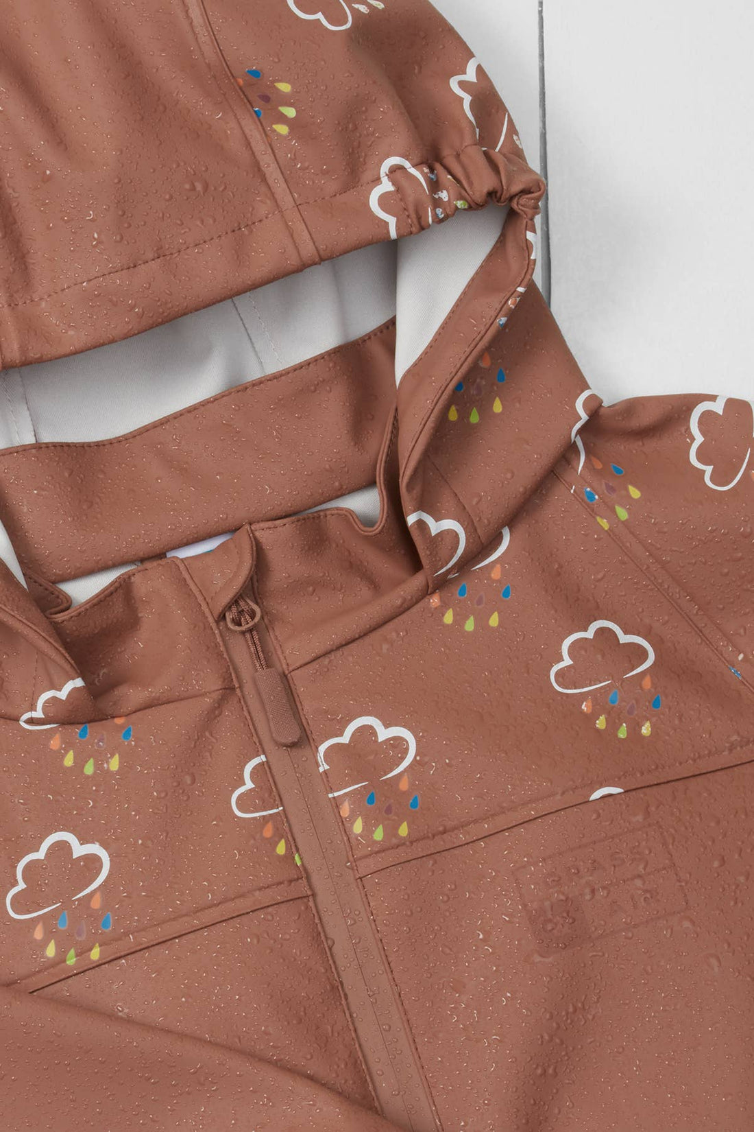 Grass &amp; Air rose regnjakke set fra siden