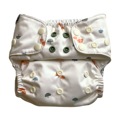 The Swedish Forest | Pocket Diaper | Slim 3-15kg: Humleblomster beige / No inserts - - MamaMilla
