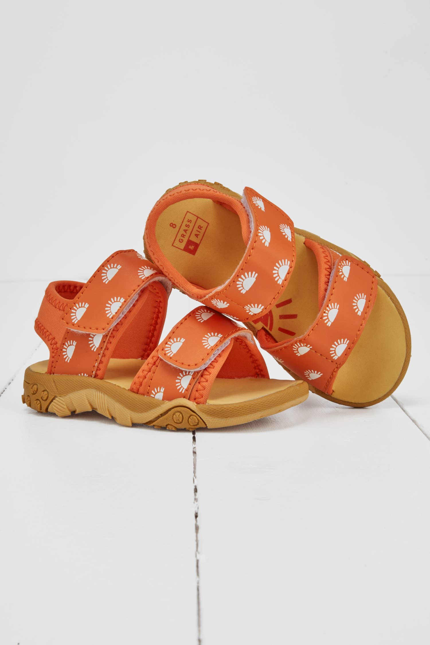 Grass &amp; Air orange sandaler detaljer