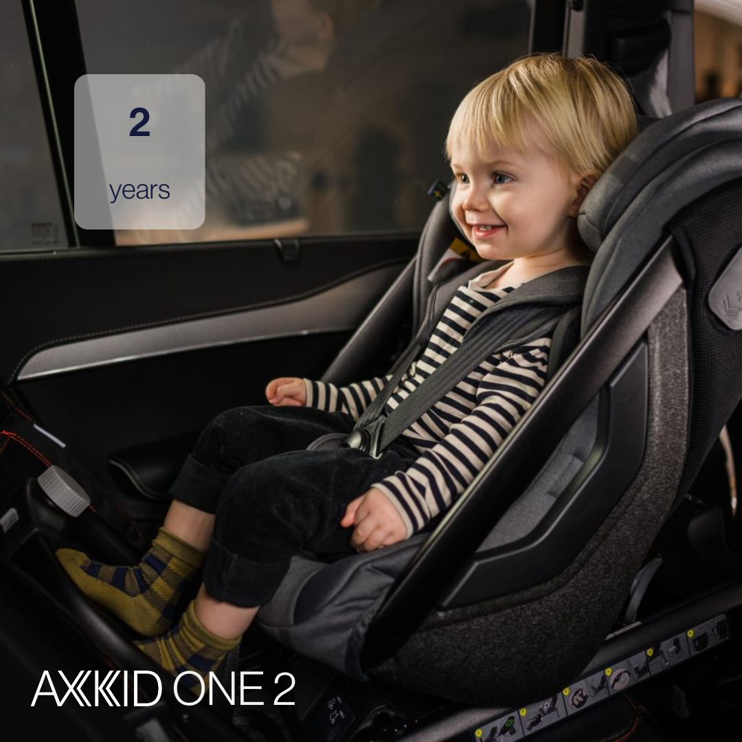 Axkid ONE 2 - Tar - iSize 61-125 cm - UDSTILLING - 61-125 cm (3 mdr. til 7 år) - MamaMilla