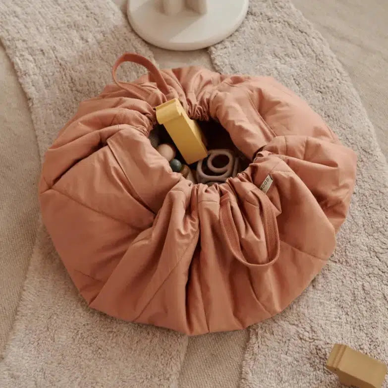 Liewood Svende Multi tæppe til opbevaring - Stripe Tuscany rose / Sandy - Børneværelse - MamaMilla