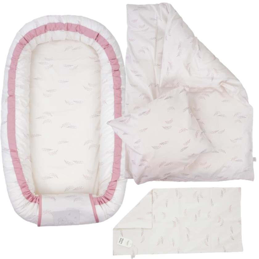 Pakke-Tilbud med MamaMilla Babynest, Lagen til Babynest og Babysengetøj - Rose feathers - Pakke - MamaMilla