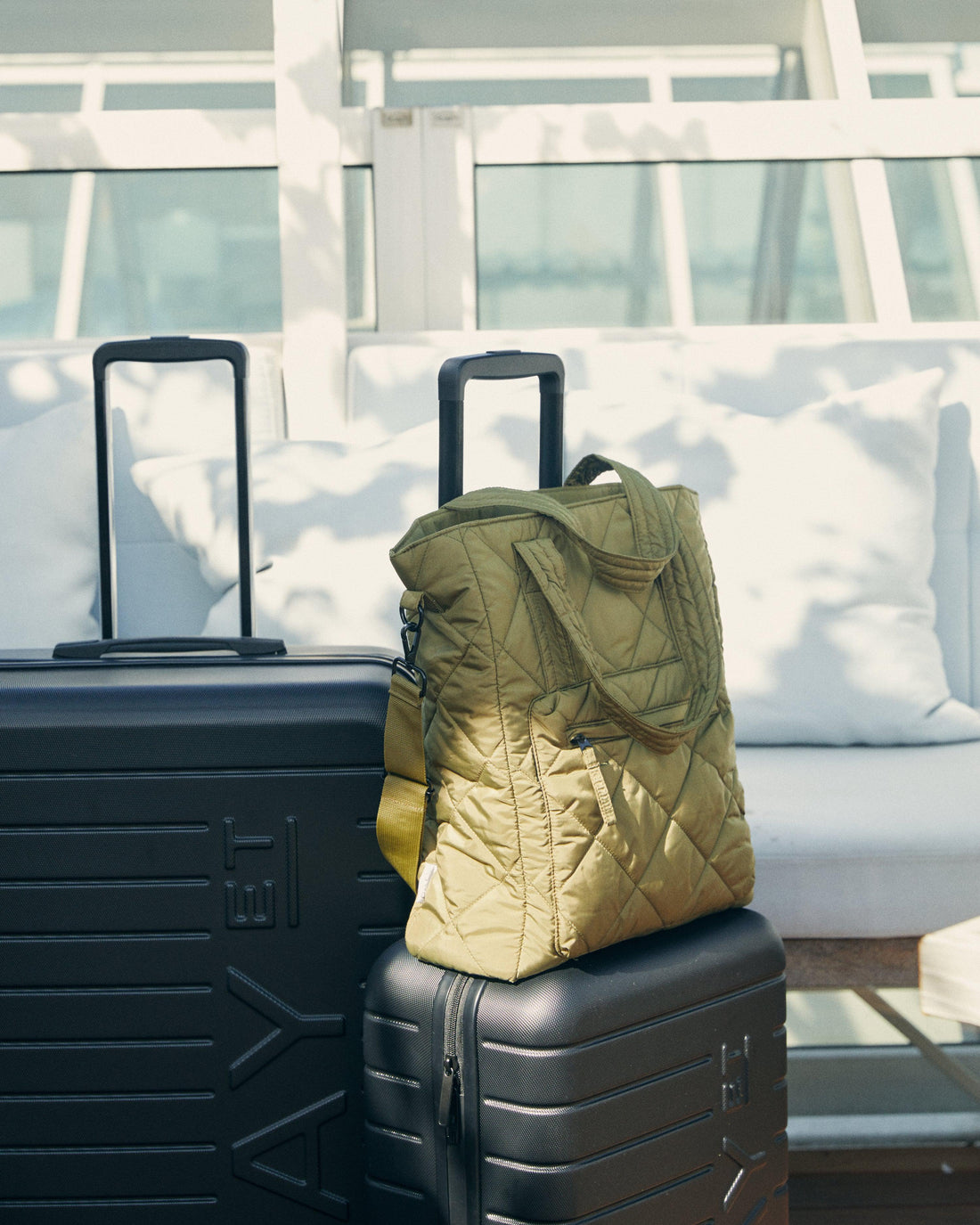 DAY ET mini Tote bag med skulderrem - Pure Cashmere - Pusletaske - MamaMilla