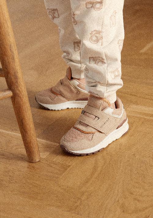 EN FANT letvægts sneakers med velcro - Misty Rose - sko - MamaMilla