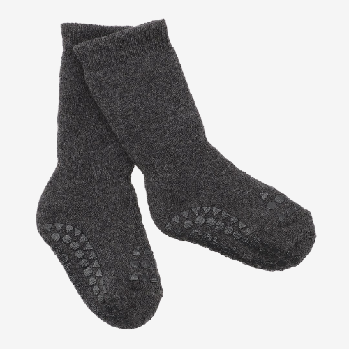 GoBabyGo sokker med skridsikkert gummi - Dark Grey Melange - sokker - MamaMilla