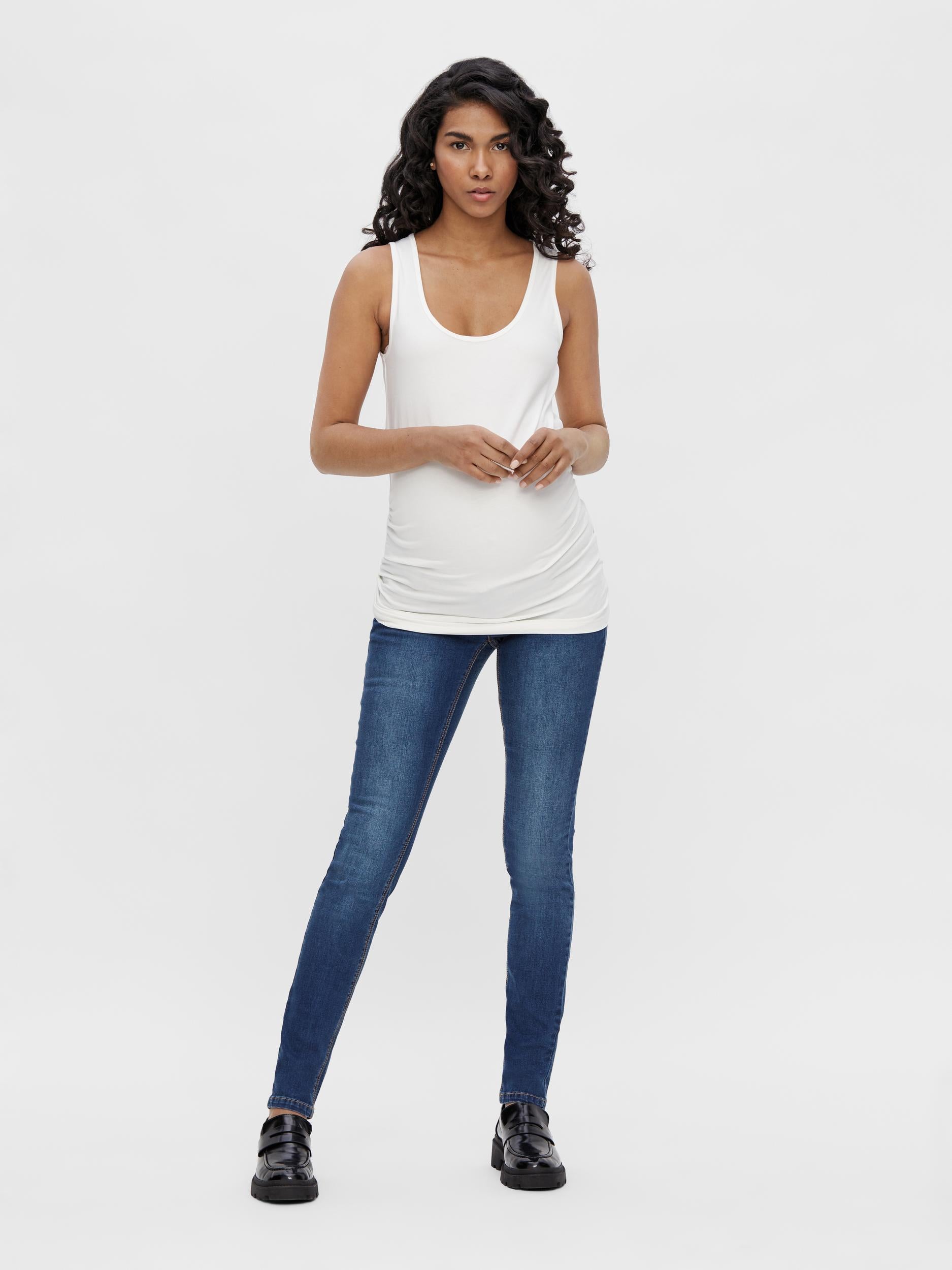 Mamalicious slim fit ventejeans - Blue denim - Graviditetstøj - MamaMilla