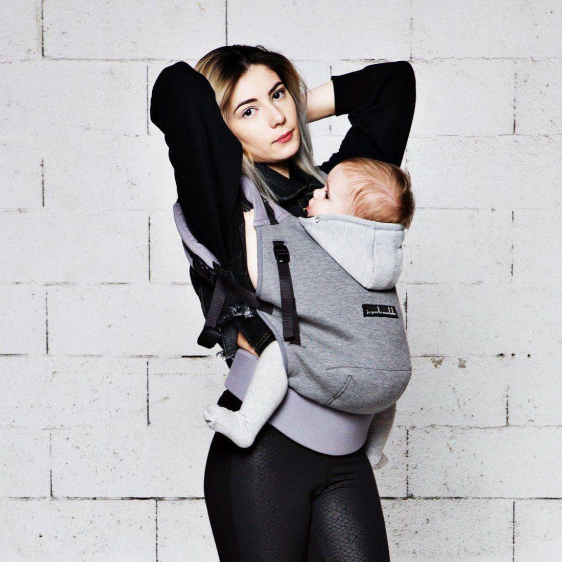 Love radius bæresele inkl. babyindsats - Hoodie carrier - Mørkegrå/Flanel Grey - bæresele - MamaMilla