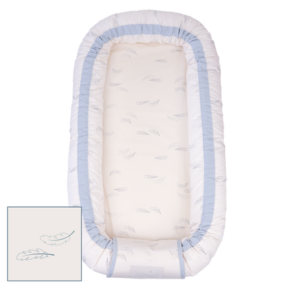 MamaMilla babynest med Fossflakes fyld - Blue feathers - Babynest - MamaMilla