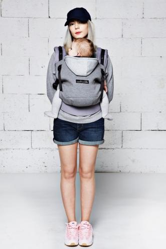 Love radius bæresele inkl. babyindsats - Hoodie carrier - Mørkegrå/Flanel Grey - bæresele - MamaMilla